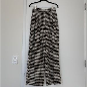 High waisted wide-leg pants